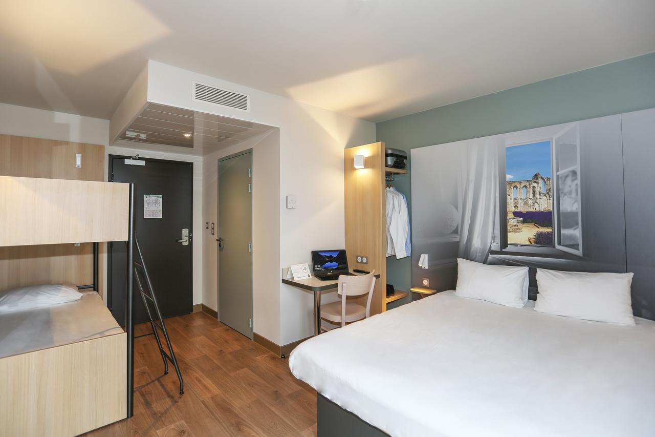 B&B Hotel Les Herbiers Zewnętrze zdjęcie
